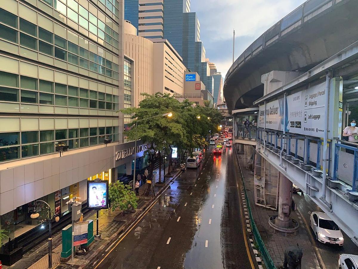 Thaiphiphat House Bangkok Exteriör bild